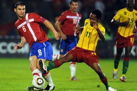 Branislav Ivanović tokom utakmice protiv Kameruna, gde je Srbija pobedila sa 4:3