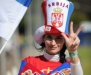 Navijacica Srbije na Svetskom Prvenstvu 2010 sa tri prsta u vis