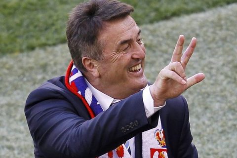 Radomir Antic Tri Prsta Srbija Nemacka Sp2010 Juzna Afrika.Jpg
