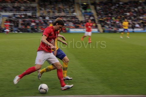 Neven Subotić se gradi