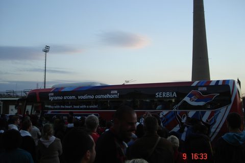 autobus-reprezentacije-srbije-tokom-svetskog-prvenstva-2010