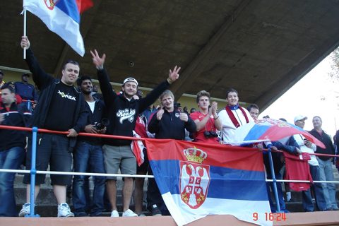 navijaci-srbije-tokom-treninga-u-johanesburgu2