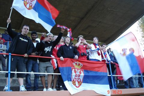 navijaci-srbije-tokom-treninga-u-johanesburgu3