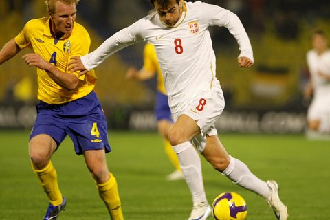 Danko Lazovic fudbaler reprezentacije Srbije na prijateljskoj utakmici protiv Svedske: wallpaper, pozadina, poster za desktop 1000x821