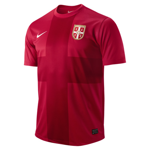 Novi dres fudbalske reprezentacije Srbije. 2012-2014 (crveni)